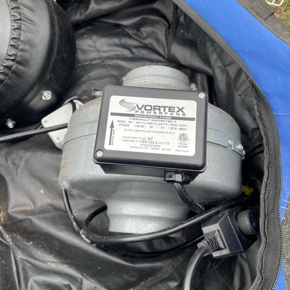 2 full sets of grow equipment - Picture 11 of 13